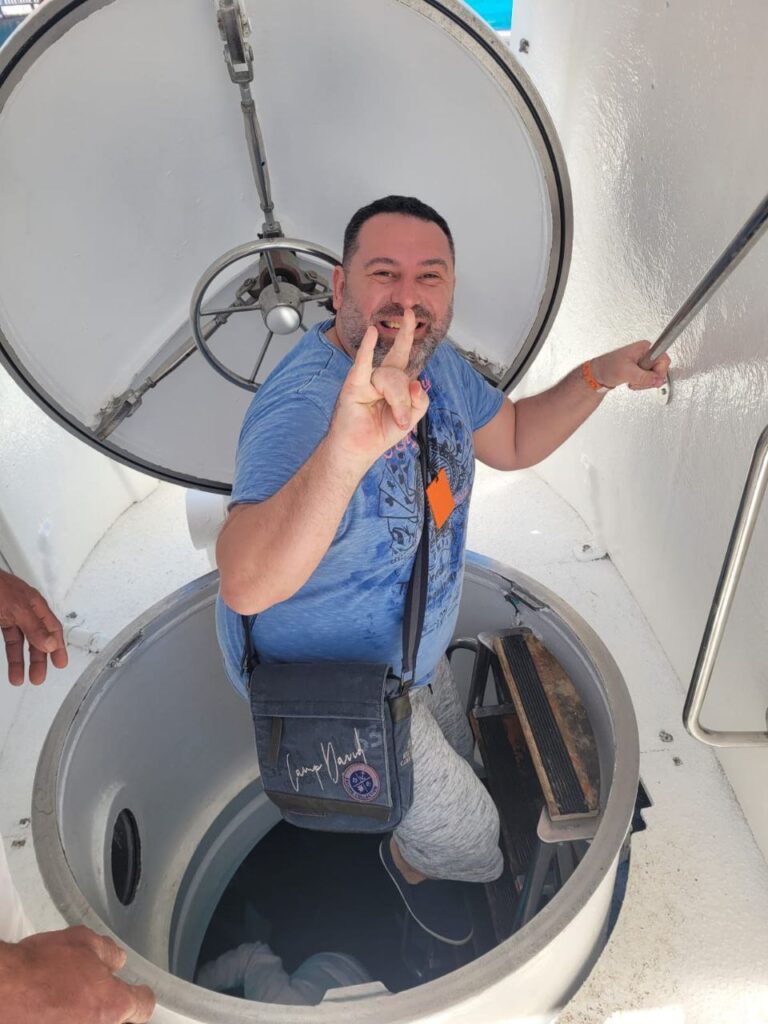 SUBMARINE SINDBAD